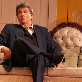 Rinde 'Filomena Marturano' minuto de aplausos a Pedro Armendáriz