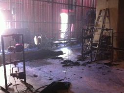 Un incendio al interior del Teatro Degollado acabó con una de las piernas del telón, de unos 10 metros de altura.  /