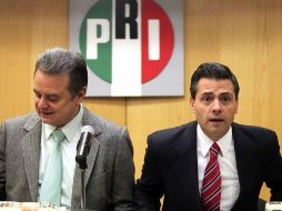Coldwell, presidente nacional del PRI y Peña Nieto, precandidato de dicho partido a la presidencia de la República. EL UNIVERSAL  /