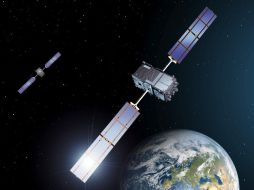 En 2005, Giove-A, el primer satélite del futuro sistema europeo de localización Galileo, alcanza con éxito la órbita terrestre. EFE  /