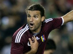 Oswaldo Vizcarrando se compromete con la causa americanista. MEXSPORT  /