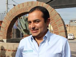 El precandidato panista, Ernesto Cordero, se reunió con panistas en Huajuapan de León, Oaxaca.  /