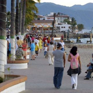 Exigen esclarecer muerte de mujer en el malecón