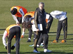José Mourinho asegura que viene lo mejor del Real Madrid. EFE  /