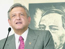 Andrés Manuel López Obrador dijo que no impugnarían la decisión del IFE.  /