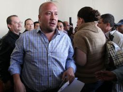 A partir de mañana Enrique Alfaro dejará la silla de alcalde y Uribe Camacho la ocupará. ARCHIVO  /