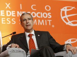 El líder de los senadores, José González Morfin, pide a la Cámara de Diputados se comprometan a aprobar mejores leyes. ARCHIVO  /