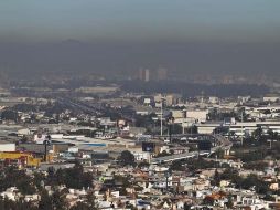 El aumento en el parque vehicular, quemas, incendios y el crecimiento demográfico inciden en la calidad del aire. ARCHIVO  /