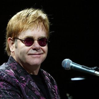 Elton John realizará casting para su película