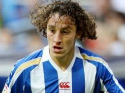 El delantero no pudo estar a las órdenes de su técnico, José Luis Oltra. ESPECIAL  /