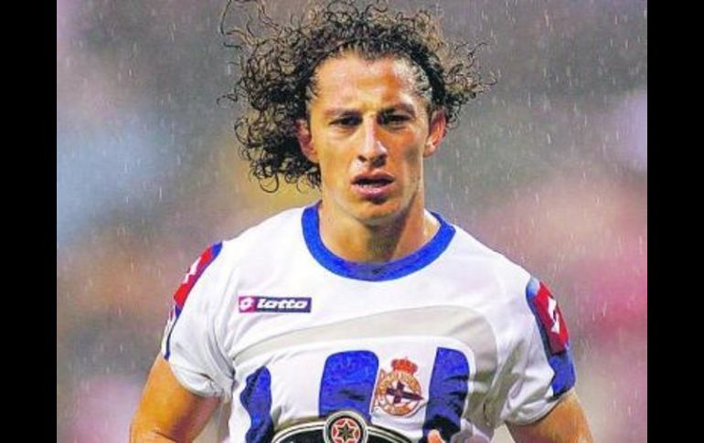 El mexicano suma siete goles esta campaña, su mejor cuota desde que arribó al club español. ESPECIAL  /