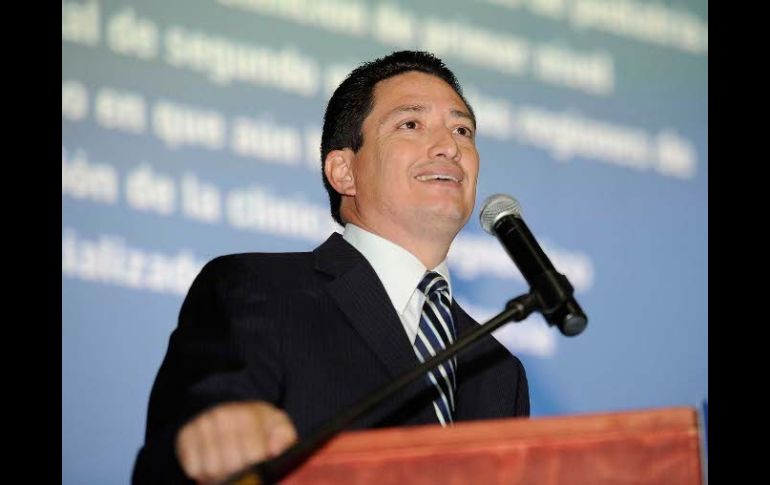 El próximo 5 de febrero, el PAN Jalisco decidirá quién será el candidato definitivo. En la imagen, Alonso Ulloa. ARCHIVO  /