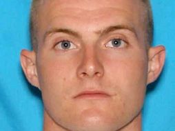 El joven, de 24 años y veterano de la guerra de Iraq, es buscado desde el domingo por tirotear a cuatro personas. EFE  /