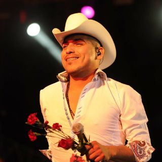 Dice Espinoza Paz que jamás le ha negado una canción a nadie