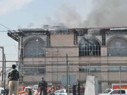 Aspecto de las oficinas de una tienda comercial en Monterrey tras incendiarse. EL UNIVERSAL  /
