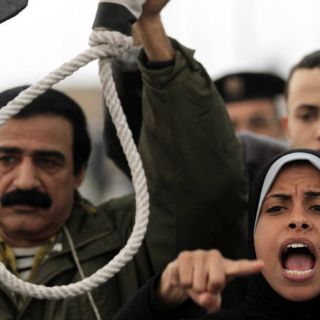 Fiscalía egipcia pide pena de muerte para Mubarak