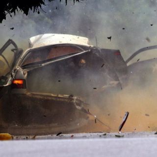 Fundéu BBVA: ''se explosiona'' una bomba y no ''se explota''