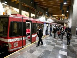 La intención inicial es comenzar en este primer trimestre del año con las obras en estaciones del Tren Ligero. ARCHIVO  /