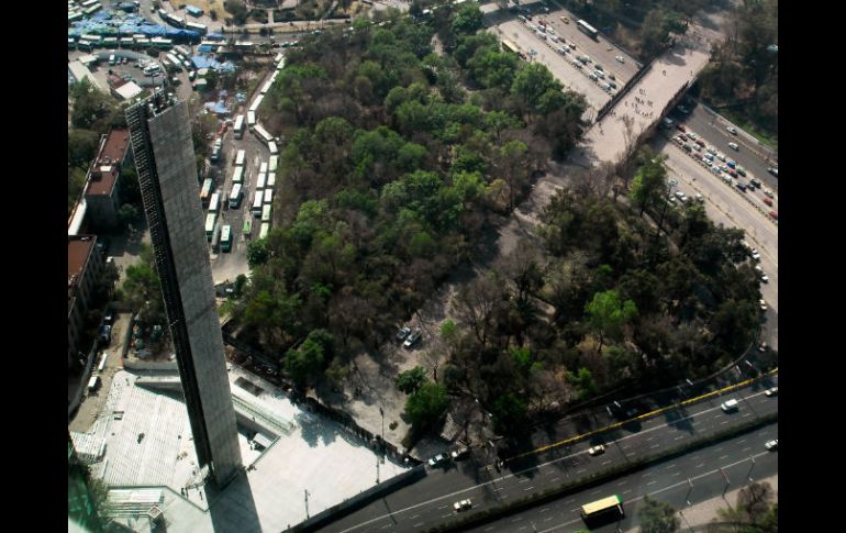 La obra ocupa un área de 2 mil metros cuadrados, justo en medio del edificio de la Secretaría de Salud y Chapultepec. NTX  /