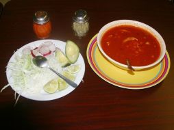 El pozole es una tradición mexicana que se enriquece con el toque sinaloense. ARCHIVO  /