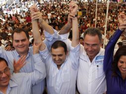 El precandidato panista Ernesto Cordero durante un mitin en Puebla. EL UNIVERSAL  /