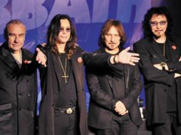 El grupo pidió a sus fans que le envíen vibras positivas a Iommi. ARCHIVO  /