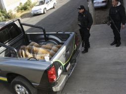 En los primeros minutos del lunes fueron localizados los cuerpos de 13 personas con huellas de tortura en Zitácuaro, Michoacán. EFE  /