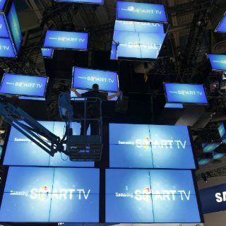 Televisores brillan en la Feria de la tecnología