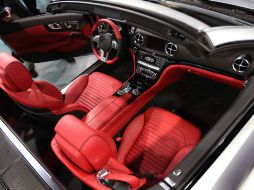 La aplicación será un servicio ofrecido por Mercedes Benz en colaboración con Facebook. En la imagen su nuevo convertible SL. AFP  /