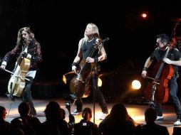 Apocalyptica ofreció una noche pujante que hizo rendirse a dos mil tapatíos.  /