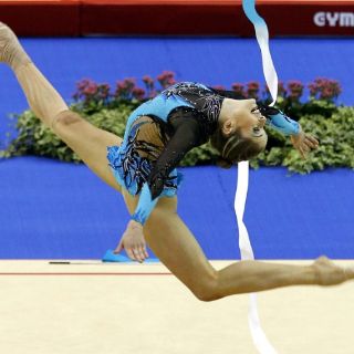 Cynthia, por un cierre de oro