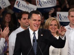 El candidato presidencial republicano y exgobernador de Massachusetts Mitt Romney habla durante un mitin. AFP  /