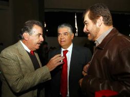 Francisco Ibarra, Carlos Leaño y Antonio Leaño en la presentación de unifores de Estudiantes. MEXSPORT  /