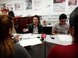 En los últimos días, hasta 100 mil personas al día en promedio han realizado el trámite de renovación.  /