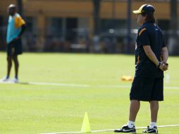 Miguel Herrera ya tiene equipo completo para enfrentar el domingo a los Diablos Rojos del Toluca. MEXSPORT  /