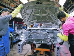 La producción automotriz ha diversificado sus mercados, afirman directivos de la industria automotriz. AP  /