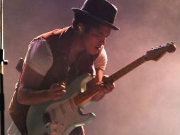 Bruno Mars disputa a la canción del año con 'Granade, también compite 'Rolling in the deep' de Adele. ARCHIVO  /