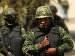 Actualmente más de 45 mil militares participan en las labores de combate al crimen organizado. AFP  /