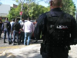 Los hombres fueron trasladados a las instalaciones de los separos municipales de la Policía de Guadalajara.  /