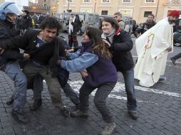 La manifestación se llevó después de que Mario Monti fuera recibido en audiencia por el Papa. EFE  /