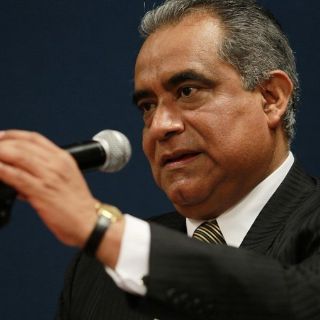 Vargas López, se compromete ante militantes de su partido