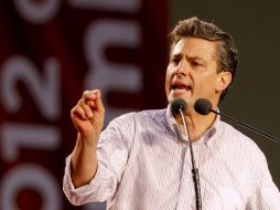 Enrique Peña Nieto asistió a la toma de protesta de la estructura territorial del PRI en Monterrey. EL UNIVERSAL  /