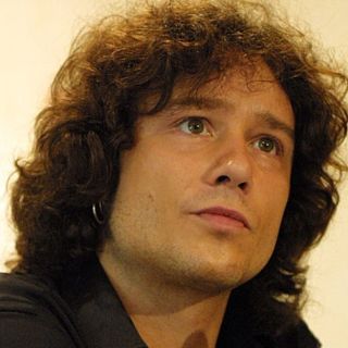 Bunbury estrenará a la vez en España y América el corto 'Licenciado Cantinas'