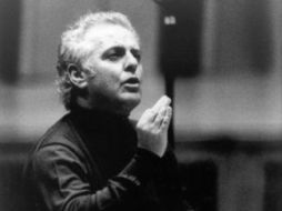 'No podemos vivir espalda con espalda, porque entonces nos mataremos mutuamente', dice el músico. ESPECIAL  /