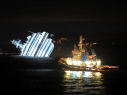 Las tareas de búsqueda fueron interrumpidas por la noche. AFP  /