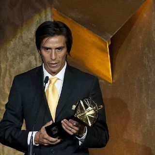 Lobos, el mejor jugador en la entrega del Balón de Oro