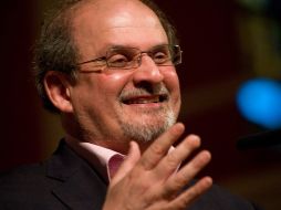 La obra de Rushdie fue considerada por el fundador de la república Islámica de Irán  blasfema y contraria al islam. AFP  /