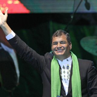 Correa controla la información electoral