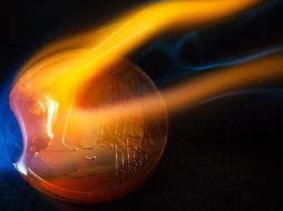 La incertidumbre de la crisis de la deuda de los países de la zona del euro impacta en las perspectivas a la baja del BM. REUTERS  /