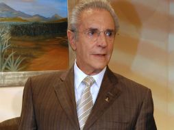 Julio Alemán, de 78 años ha perdido 12 kilos en un mes. EFE  /